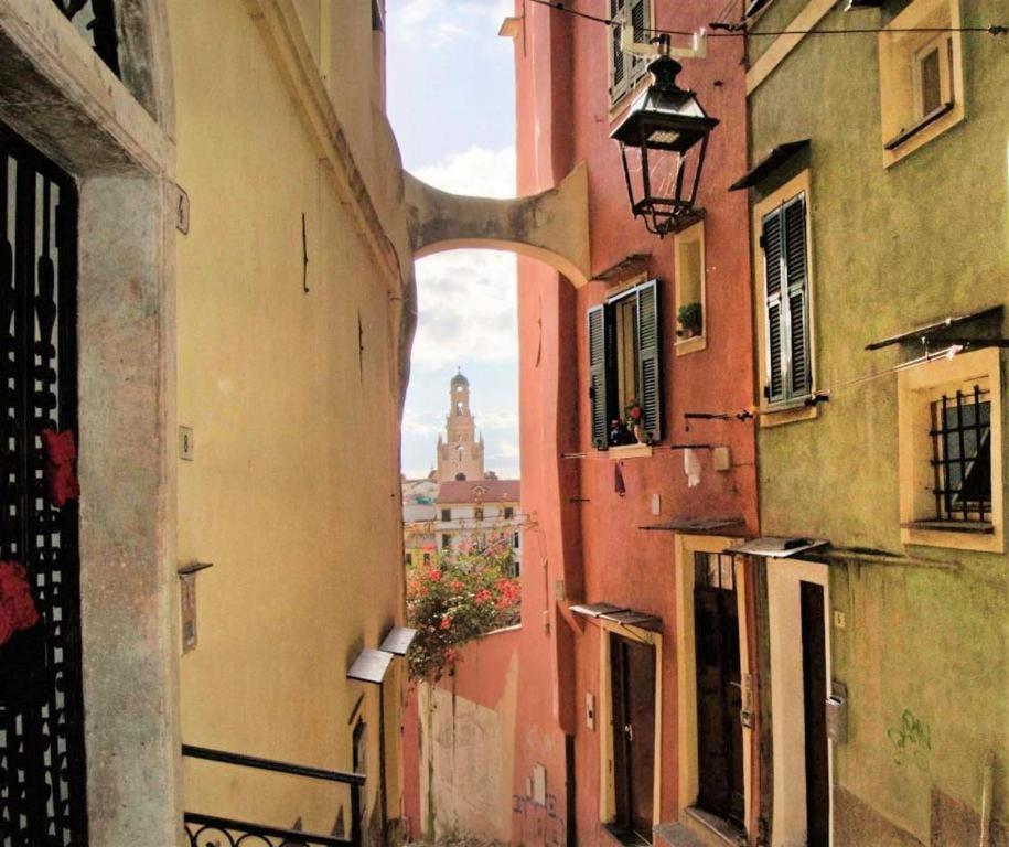 Casa Carina Centro Citta Con Garage Privato Daire Sanremo Dış mekan fotoğraf
