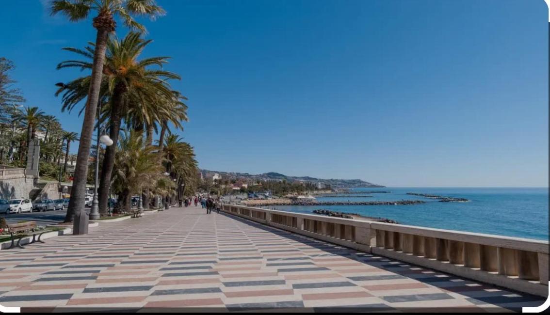 Casa Carina Centro Citta Con Garage Privato Daire Sanremo Dış mekan fotoğraf
